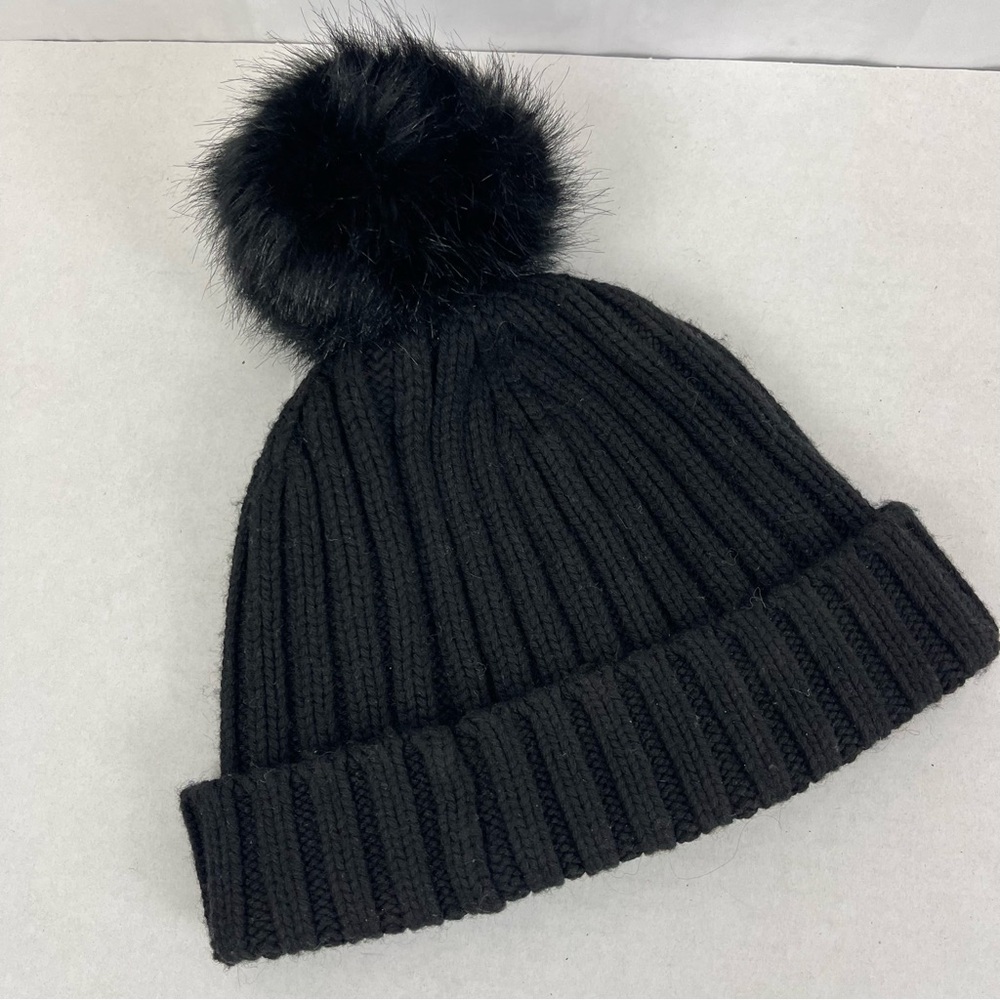 J.Crew Black Knit Beanie Hat Faux Fur Pom One Size OS Ribbed Winter Cold Weather